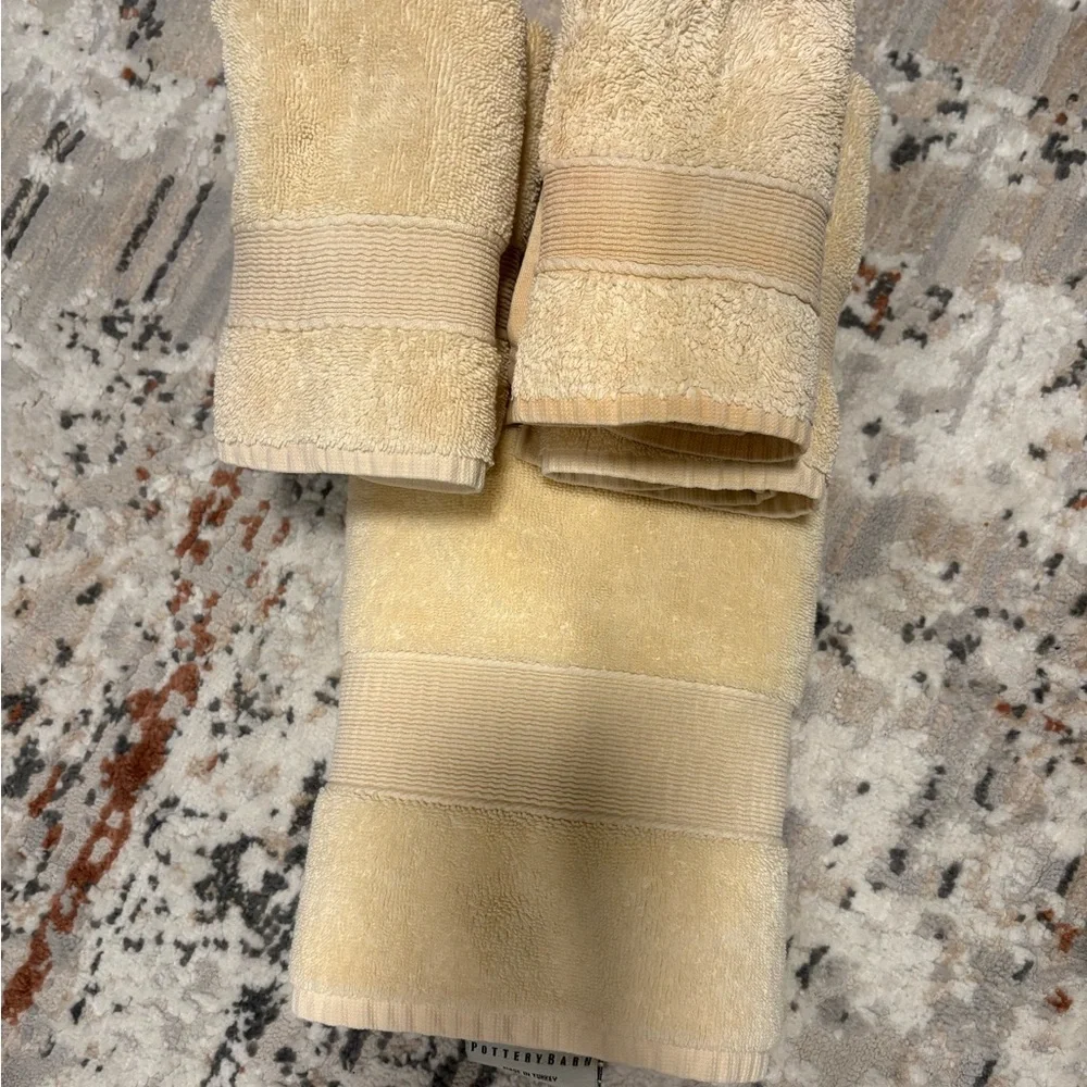 😍5 pack Pottery Barn Linens